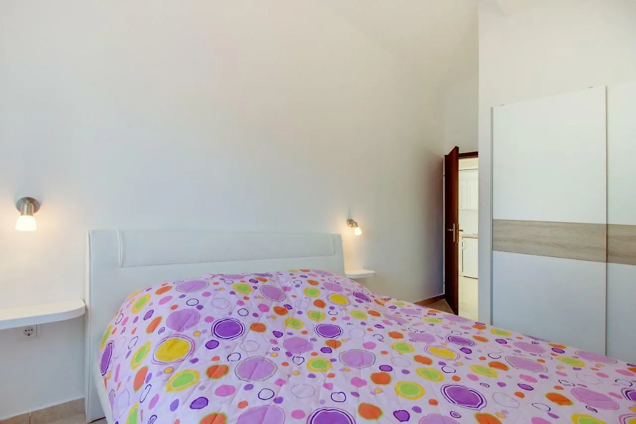 Apartment Astrid مالي لوشينغْ 0*,